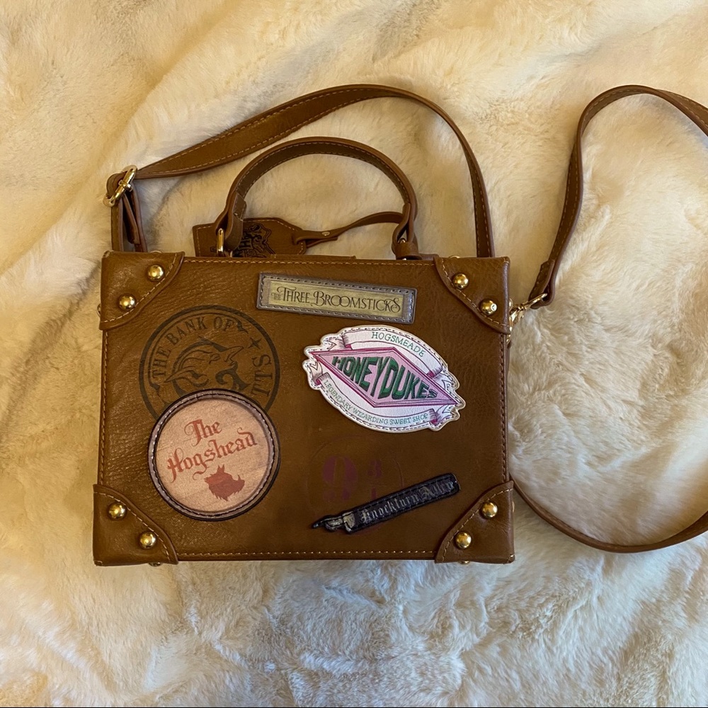 New W/O Tags Harry Potter Trunk Crossbody